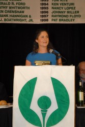 2012 Mary Bea Porter Award winner Lorena&nbsp;Ochoa addresses the&nbsp;crowd